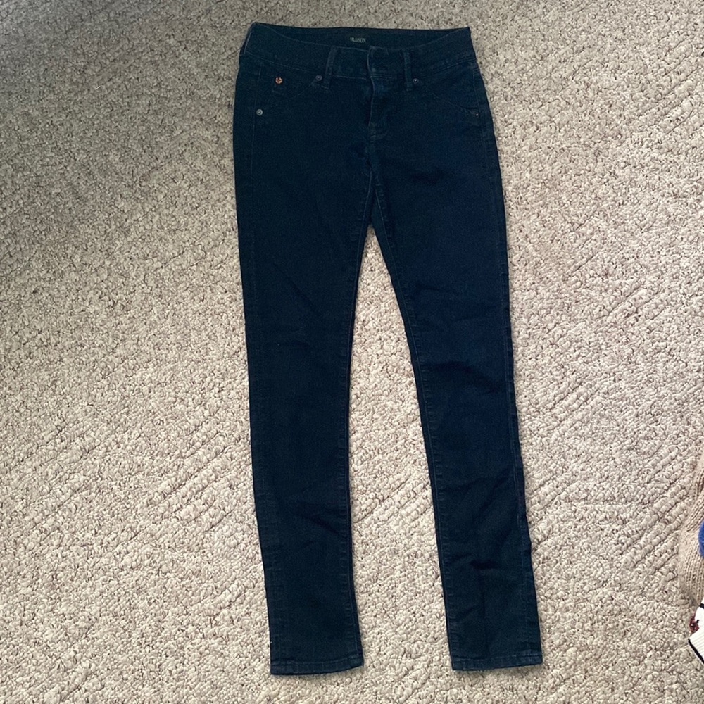 HUDSON size 26 dark wash jeans